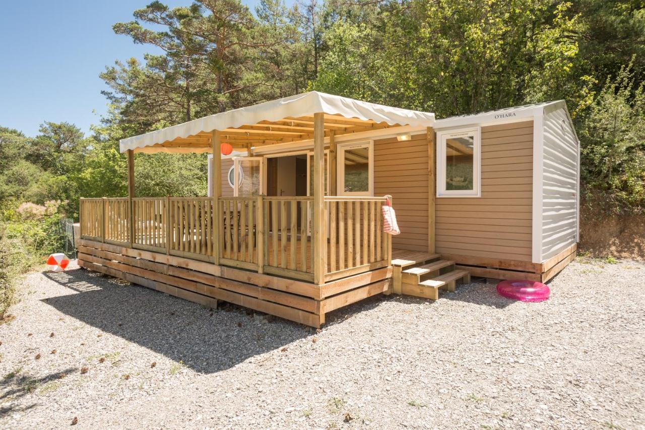 ホテル Camping Les Princes D'Orange Orpierre エクステリア 写真