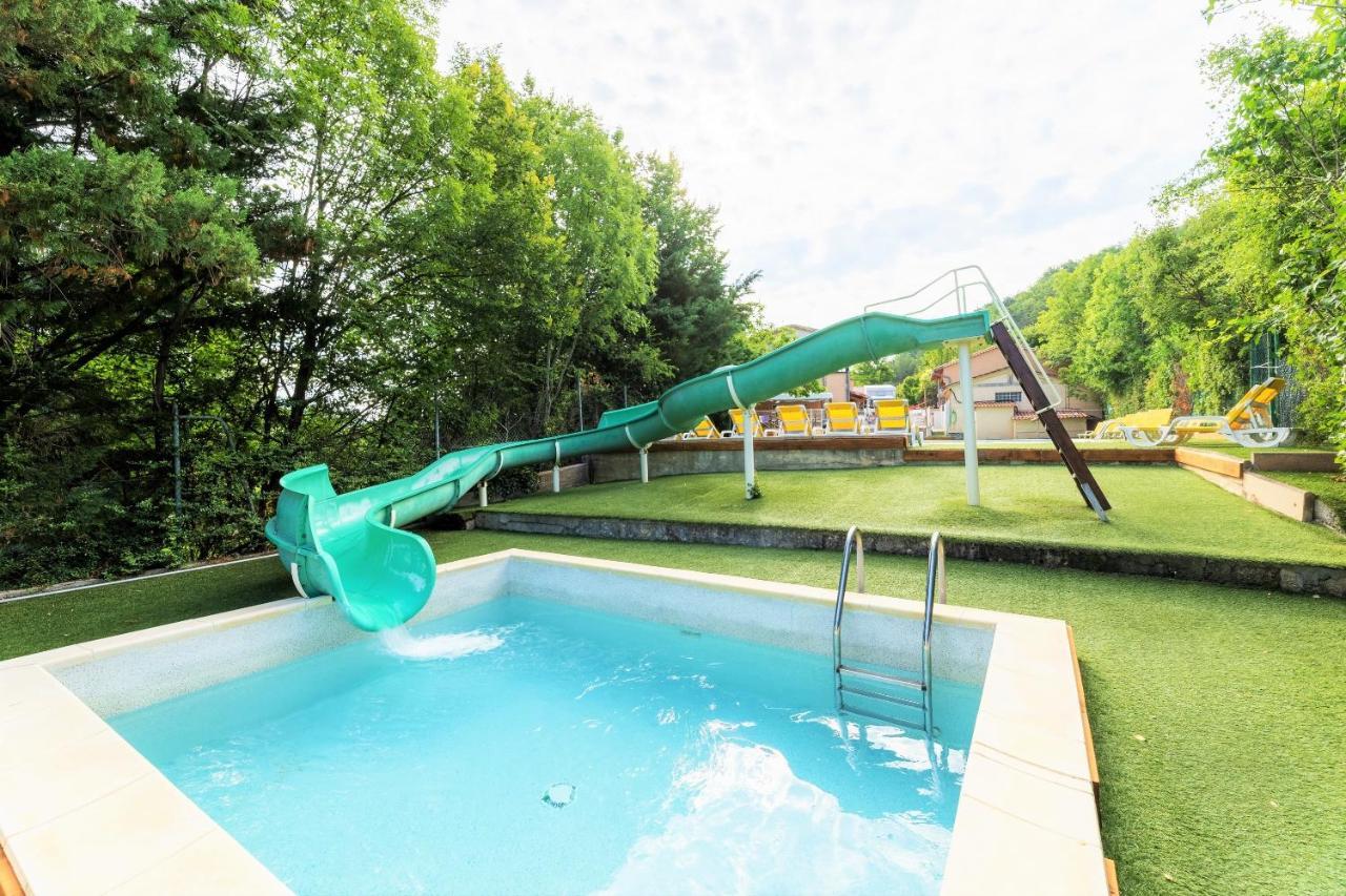 ホテル Camping Les Princes D'Orange Orpierre エクステリア 写真